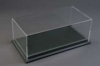 Vitrine 1-12 Mulhouse Deluxe Display met basis in groen leder. 510x240x190mm