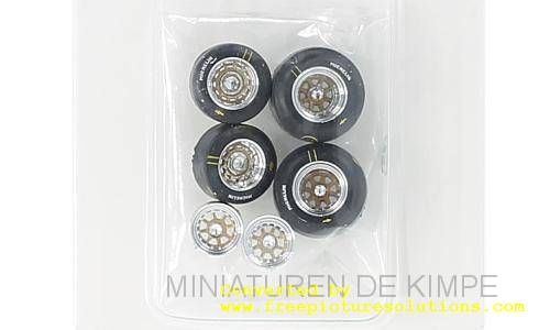 Set Banden Voor Ferrari 126 CK 1980-81, 2 Velgen Voor CK 1980