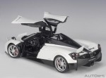 PAGANI HUAYRA 2011,COMPOSITE MODEL,2 DOOR OPENINGS,4 WORKABLE AIR FLAPS