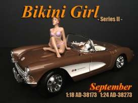 Figuur Bikini Girl Series II September