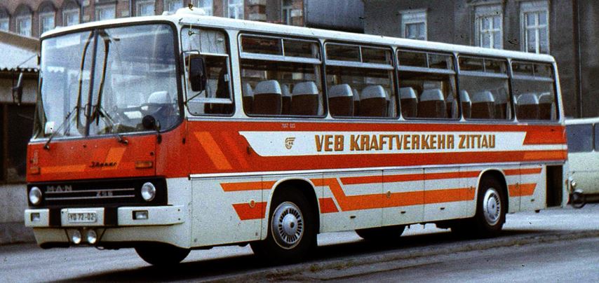 Ikarus 256  wit / rood  Kraftverkeer Zittau