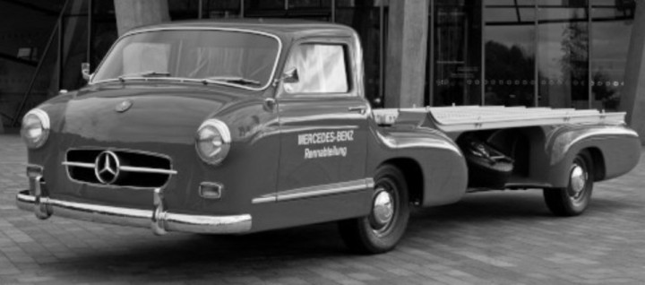 Mercedes RENNTRANSPORTER 'DAS BLAUE WUNDER' 1955