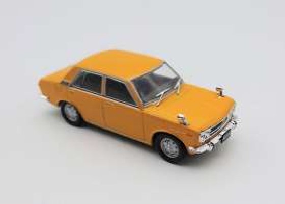 Datsun 510 Sedan, 1971 , jaune