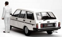 FIAT 131 PANORAMA SW 1981 - MOVIE - BIANCO ROSSO E VERDONE , avec figurine
