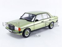 Mercedes 200 AMG 1984 vert clair metallic , 6 ouverts