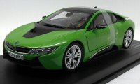 BMW i8 2017  ,groen