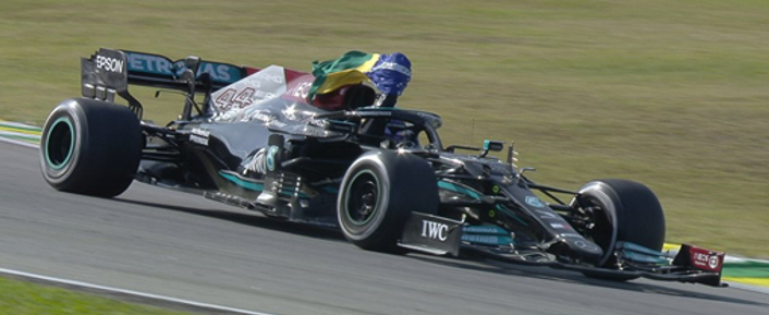 MERCEDES-AMG PETRONAS W12 E PERFORMANCE N44 WINNER