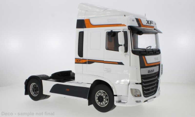 DAF XF Space Cab 2016 échelle 1/18 de Premium ClassiXXs
