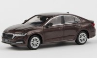 Skoda Octavia IV, metallic-brune , 2020