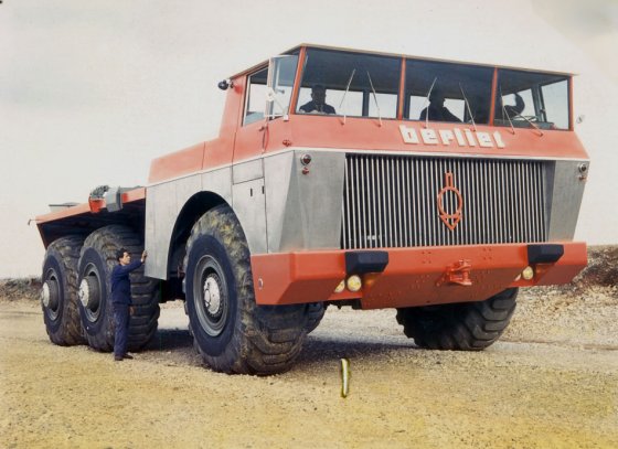 Berliet T100 n°4 1959 échelle 1/43 de NOREV