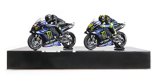 YAMAHA YZR-M1 – SET 2 BIKES 2 FIGURINES – HAMI