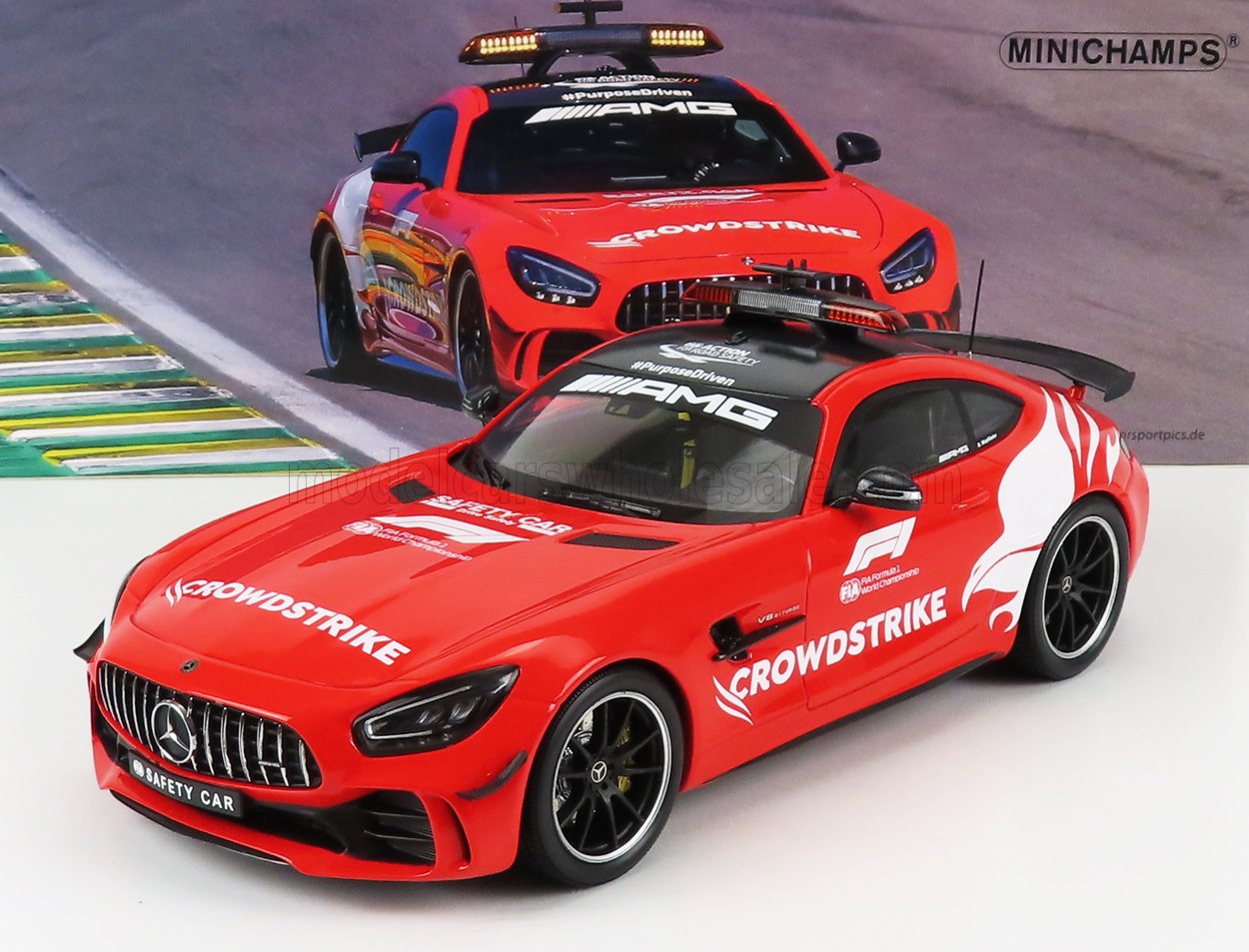 MERCEDES BENZ - GT-R AMG V8 F1 SAFETY CAR CROWDSTR