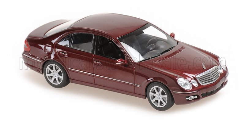 MERCEDES BENZ - E-CLASS (W211) 2006 - DONKERROOD