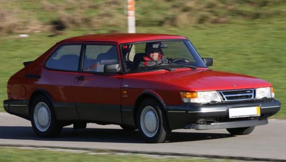 Saab 900 Turbo 1992 Red