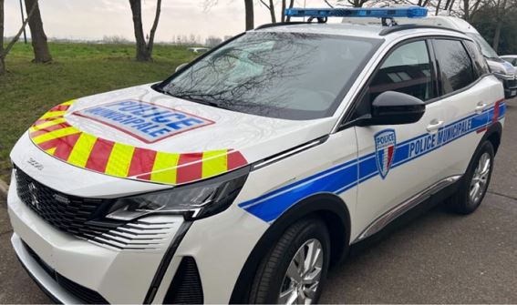 Peugeot 3008 2023 Police Municipale with Red & Yel