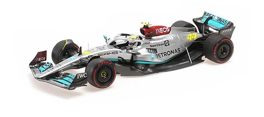 MERCEDES-AMG PETRONAS FORMULA ONE TEAM F1 W13 E PE