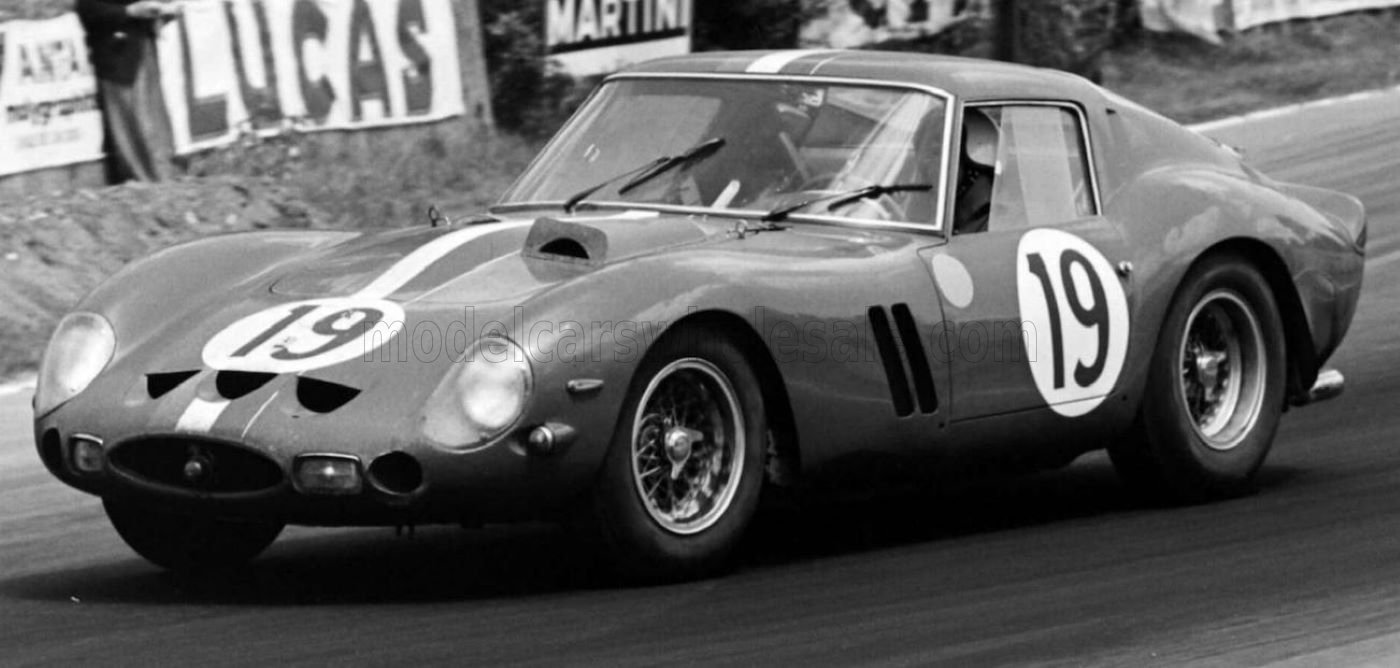 FERRARI - 250 GTO 3.0L V12 COUPE TEAM PIERRE NOBLE