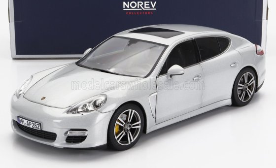 Porsche Panamera Turbo 2009 zilver 1/18 Norev