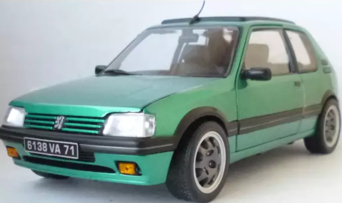 PEUGEOT - 205 1.9 GTi GRIFFE 1991 - GROEN