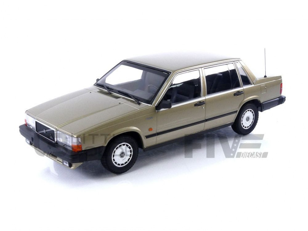 Volvo 740 Gl 1986 goud