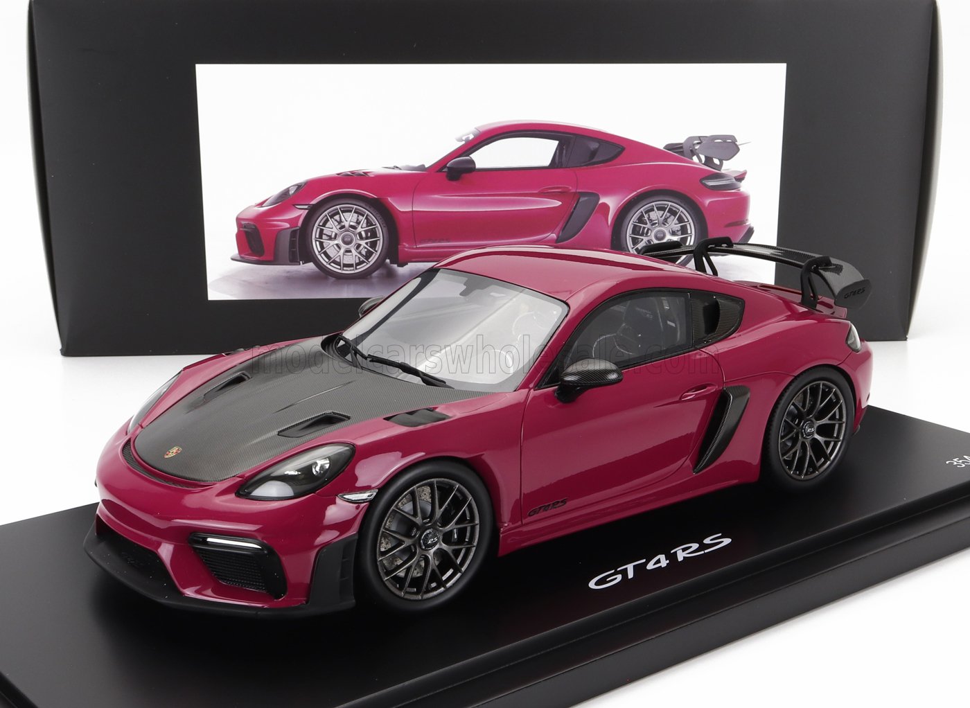 PORSCHE - 718 (982) CAYMAN GT4 RS 2021 - WITH SHOW