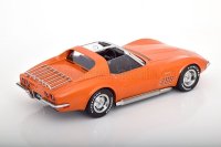 CHEVROLET - CORVETTE C3 1972 - WITH REMOVABLE ROOF PARTS - ORANJE