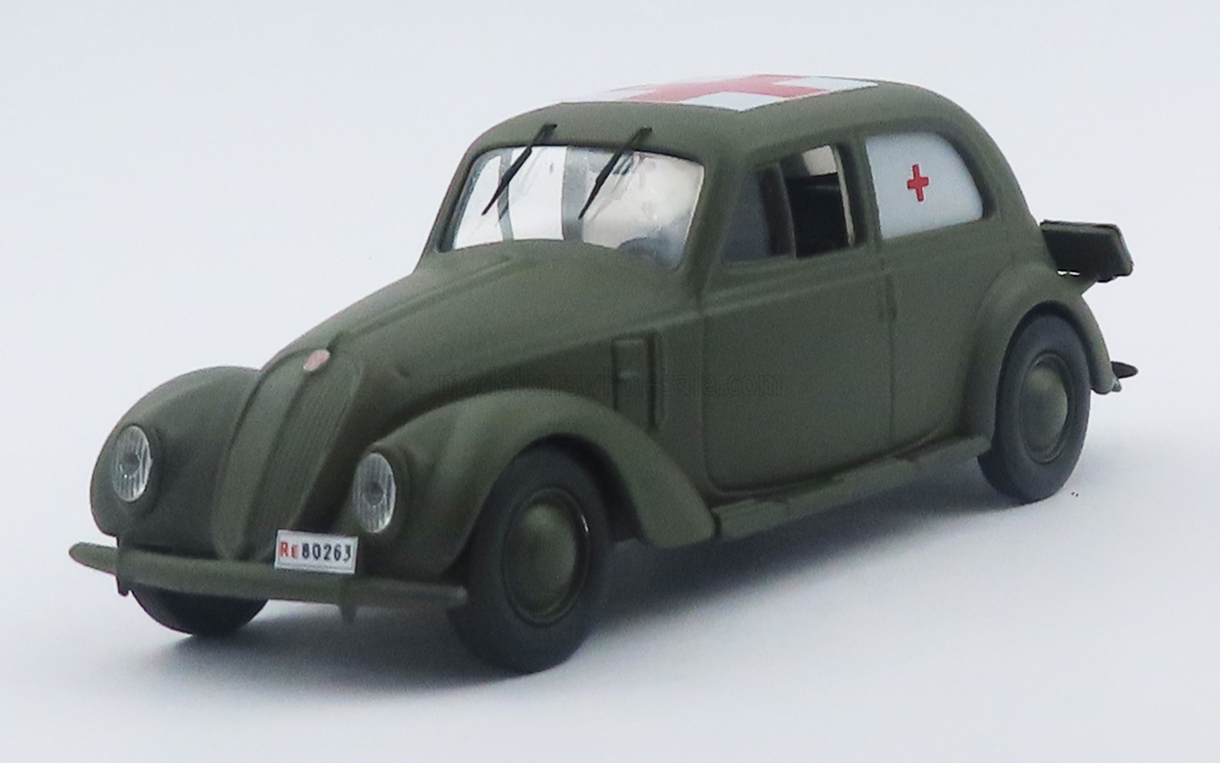 FIAT - 1500 AMBULANCE MILITAIRE GEZONDHEIDSDIENST 