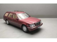 Mercedes E-Class T Model, almandine rood 1995