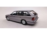 BMW 5-series Touring E34, artic silver