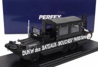GMC - DUKW CCKW 353 VRACHTWAGEN BOOT BATEAUX MOUCHES PARIS AMFIBISCH RUBBERISED 3-ASSIG 1965