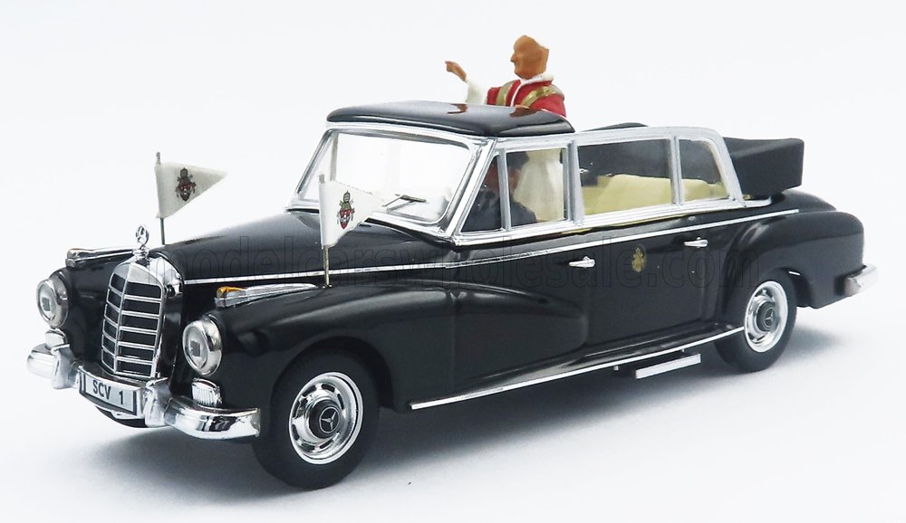 MERCEDES BENZ - 300D LIMOUSINE SEMICONVERTIBLE 196