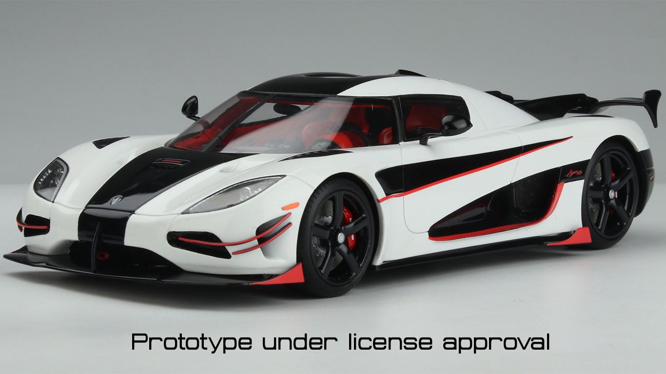 KOENIGSEGG AGERA RS 2015  ARCTIC WIT