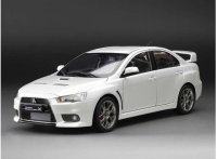 Mitsubishi Lancer Evo X, blanc