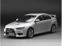 Mitsubishi Lancer Evo X, cool silver metallic