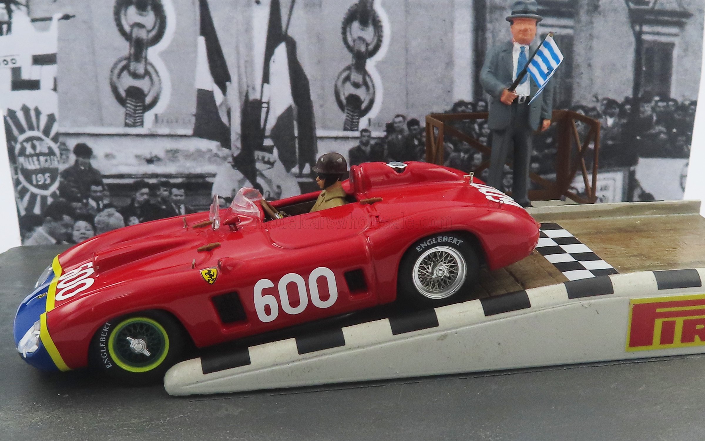 FERRARI - DIORAMA - 290MM SPIDER s/n0626 N 600 MIL