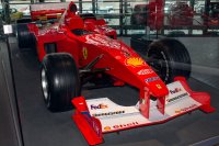 FERRARI - F1 F2000 N 3 WORLD CHAMPION WINNER ITALY MONZA GP (with pilot figure) 2000 MICHAEL SCHUMACHER