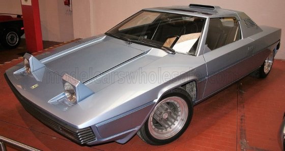 FERRARI - 308 GT BERTONE RAINBOW 1976 - BLEU CLAIR MET