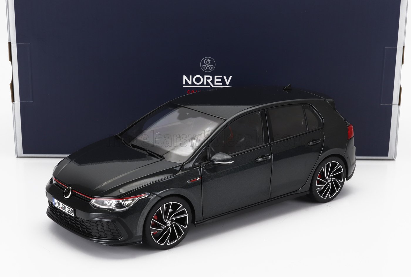 VOLKSWAGEN - GOLF VIII GTi 2020