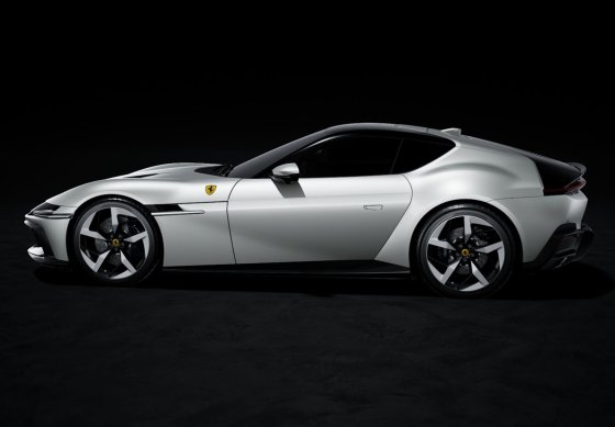 Ferrari 12Cilindri Coupe Argento Nurburgring