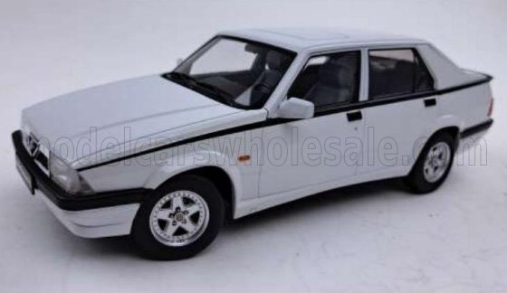 ALFA ROMEO - 75 1988 - BLANC