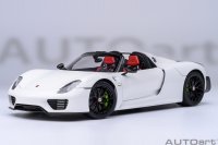 Porsche 918 Spyder Weissach package (blanc avec intérieur rouge)