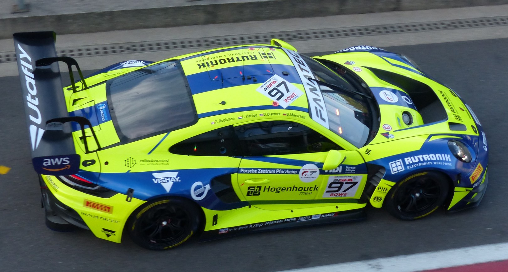 Porsche 911 GT3 R (992) nr. 97 Rutronik Racing 24H