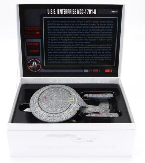 STAR TREK - U.S.S. ENTERPRISE NCC-1701-D - THE NEXT GENERATION