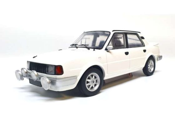 Skoda 130 LR plain body version, white