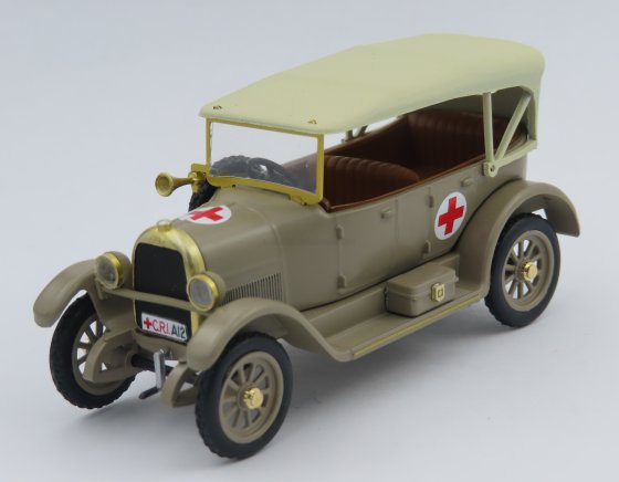 FIAT - 501 TORPEDO RODE KRUIS AMBULANCE - KOLONIALE AMBULANCE 1936