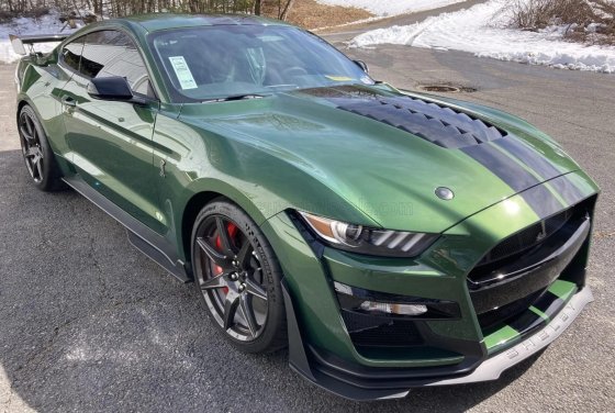 FORD - MUSTANG SHELBY GT500 COUPE 2023 - ERUPTION GREEN