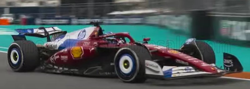 FERRARI - WITH SHOWCASE - F1 SF-25 TEAM SCUDERIA F