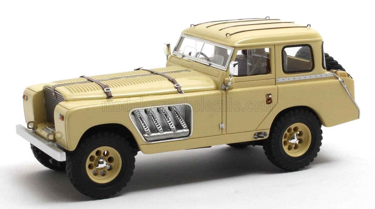 LAND ROVER - 109 BELL AURENS LONGNOSE CLOSED 2008 