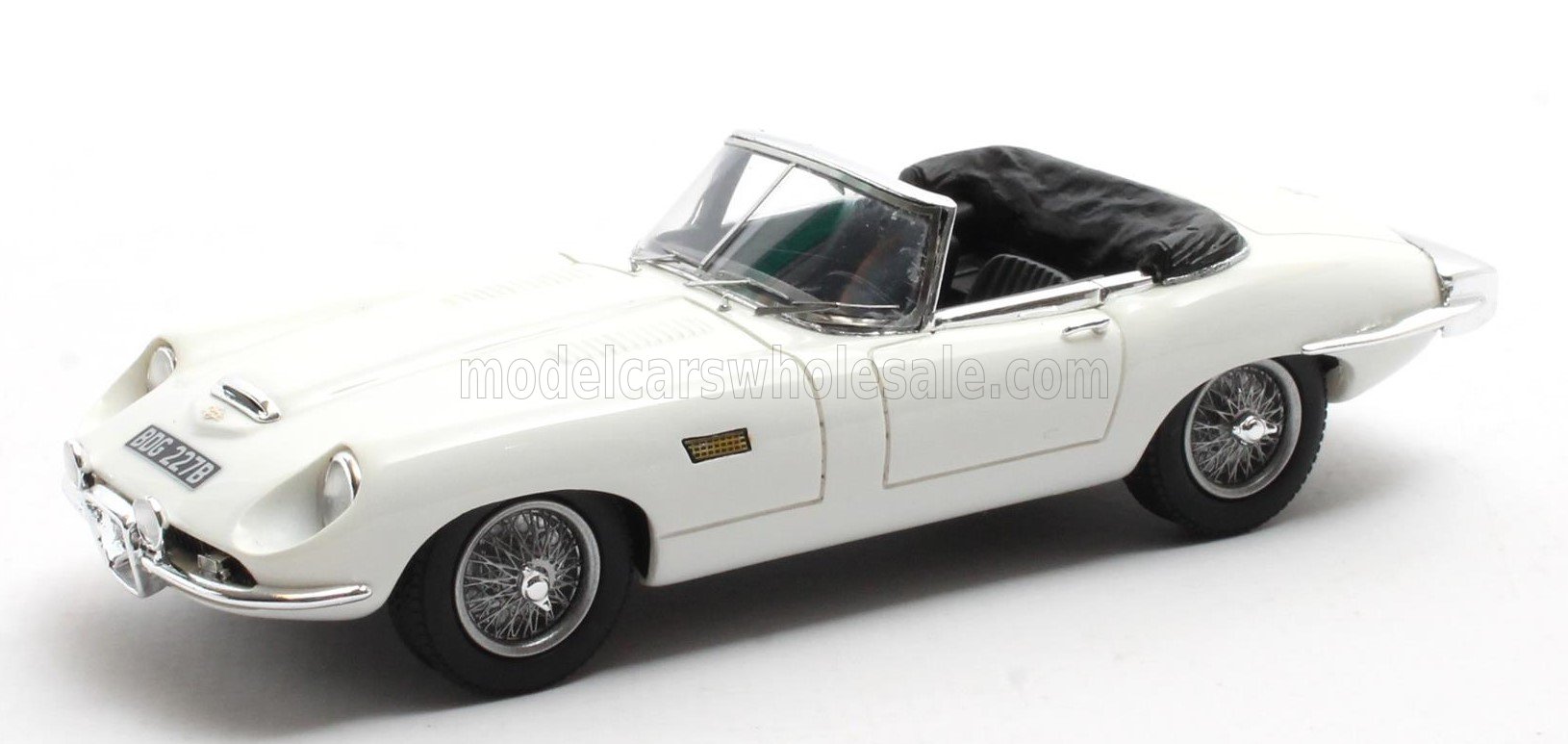 JAGUAR - E-TYPE FRUA ROADSTER OPEN 1964 - WHITE
