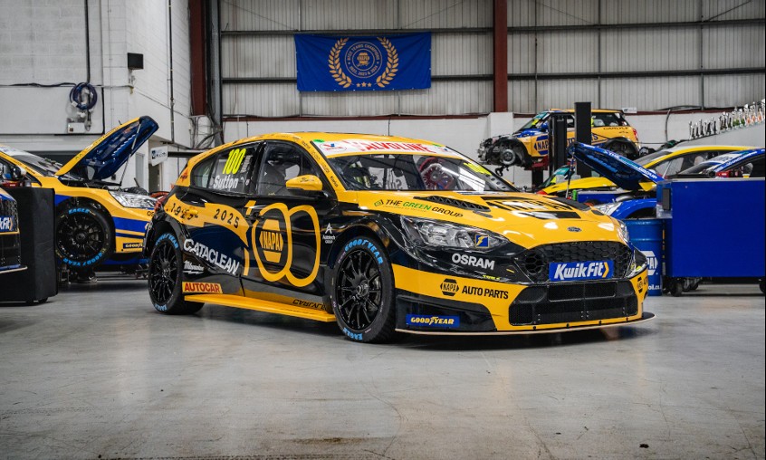 FORD Focus N°116 NAPA Racing UK - Brands Hatch In